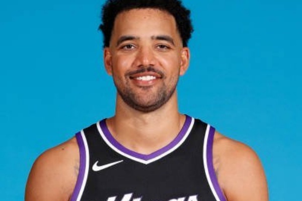 皇家马德里官宣：NBA老将莱尔斯加盟，开启欧洲篮球新征程